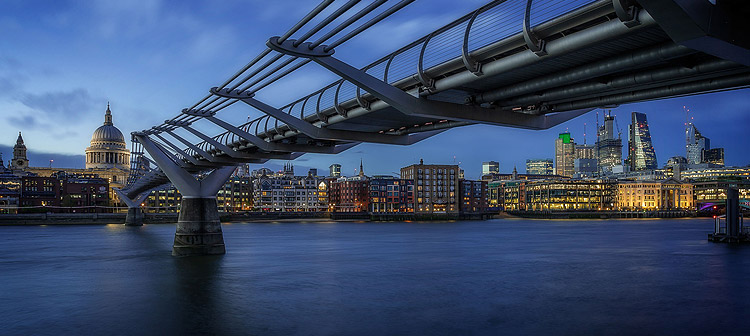 London Millennium Bridge